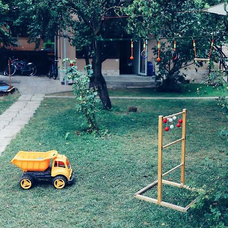 Dragonfly Studio With Garden Braşov Exterior foto